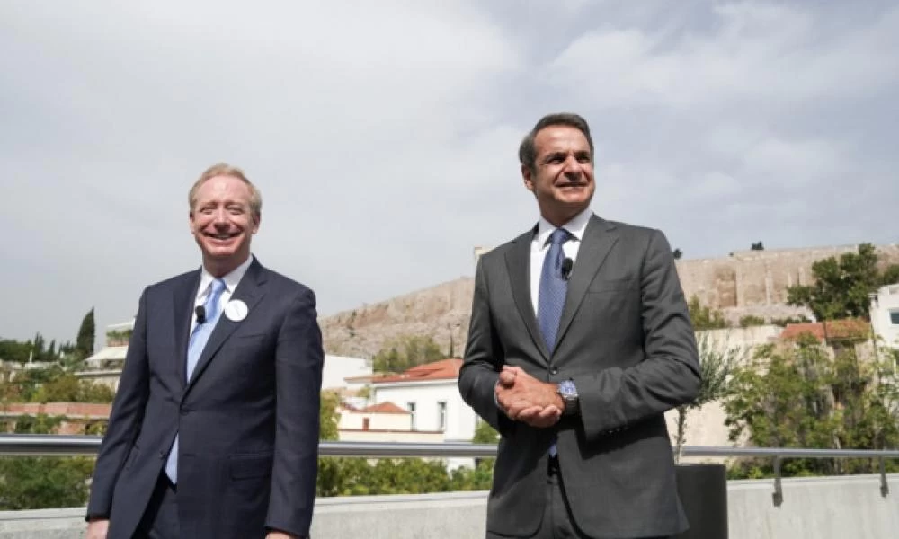 Πρόεδρος Microsoft: Με γρήγορες ταχύτητες η πρόσβαση στο cloud στην Ελλάδα